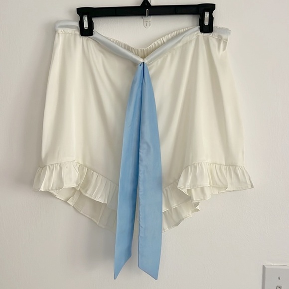 Beach Riot Aurora & Luna Pj Shorts White Blue - Picture 11 of 16